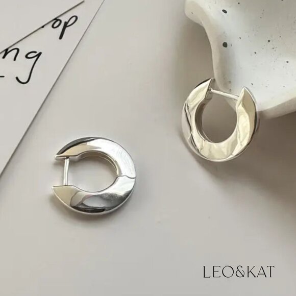 Bold Silver Hoop Earrings. 925 Sterling Silver. #1111 - Picture 6 of 6